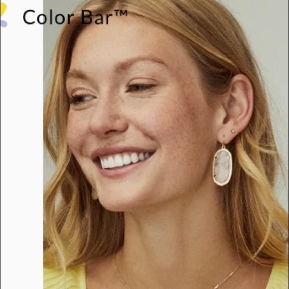 Elle gold drop earrings - Picture 3 of 3